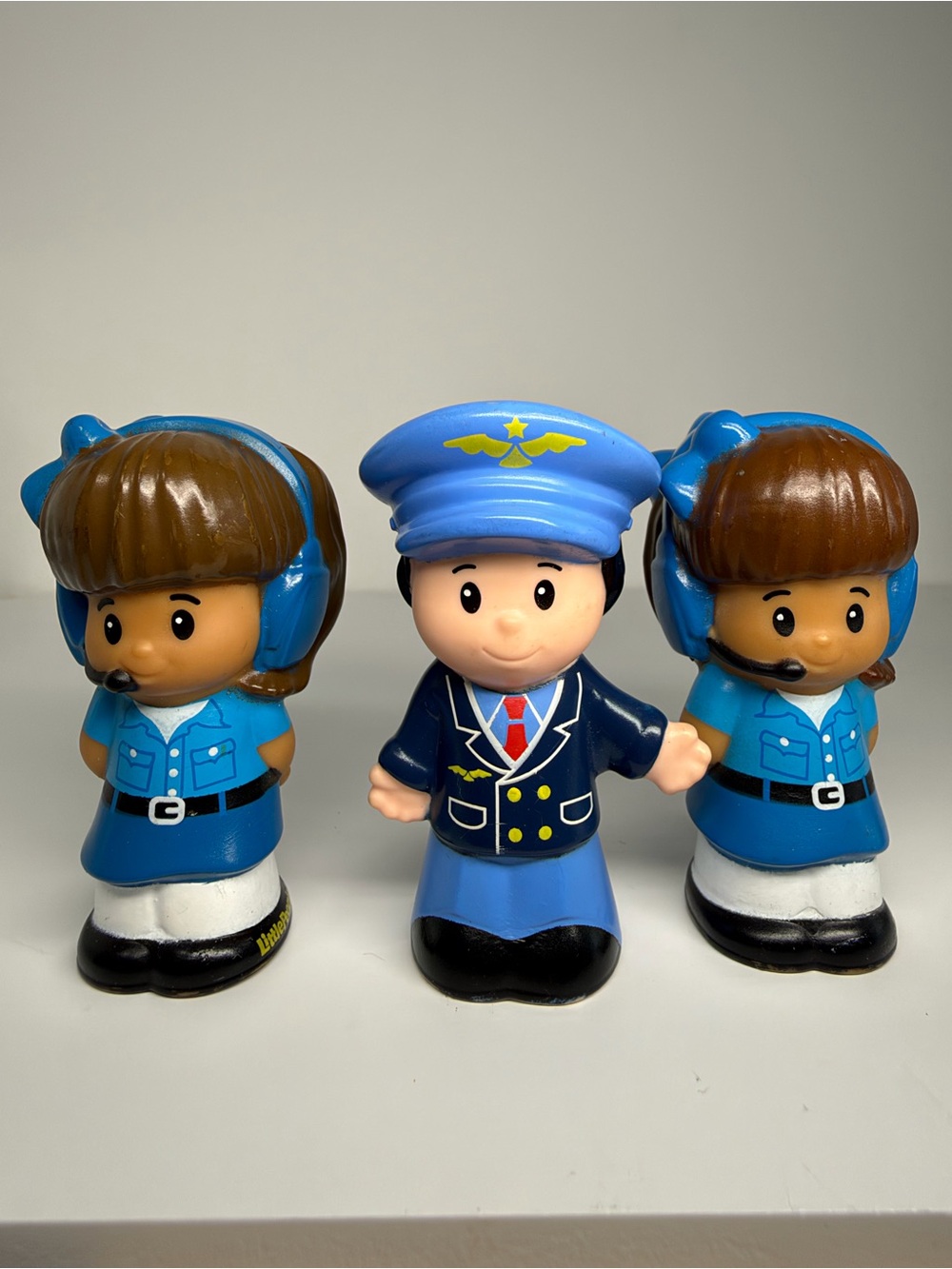 2013 Fisher Price Little People Pilot Airplane Outfit and Mia Pilot Girl Blue x2